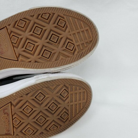 Converse All Stars Chuck Taylor - Unisex Hi Top Black  - Youth 1 - 350143C - Picture 9 of 12